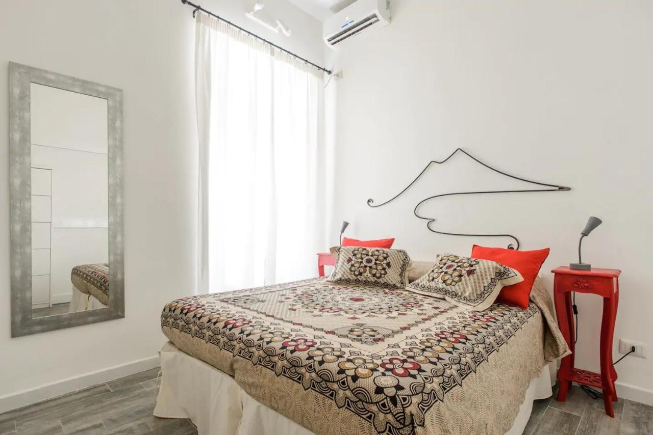 Vesuvius A Mezzocannone Apartment Naples Luaran gambar