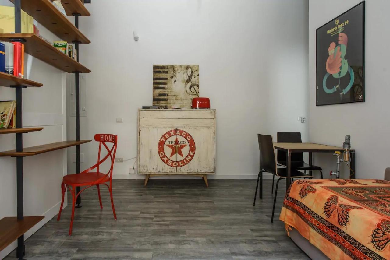 Vesuvius A Mezzocannone Apartment Naples Luaran gambar